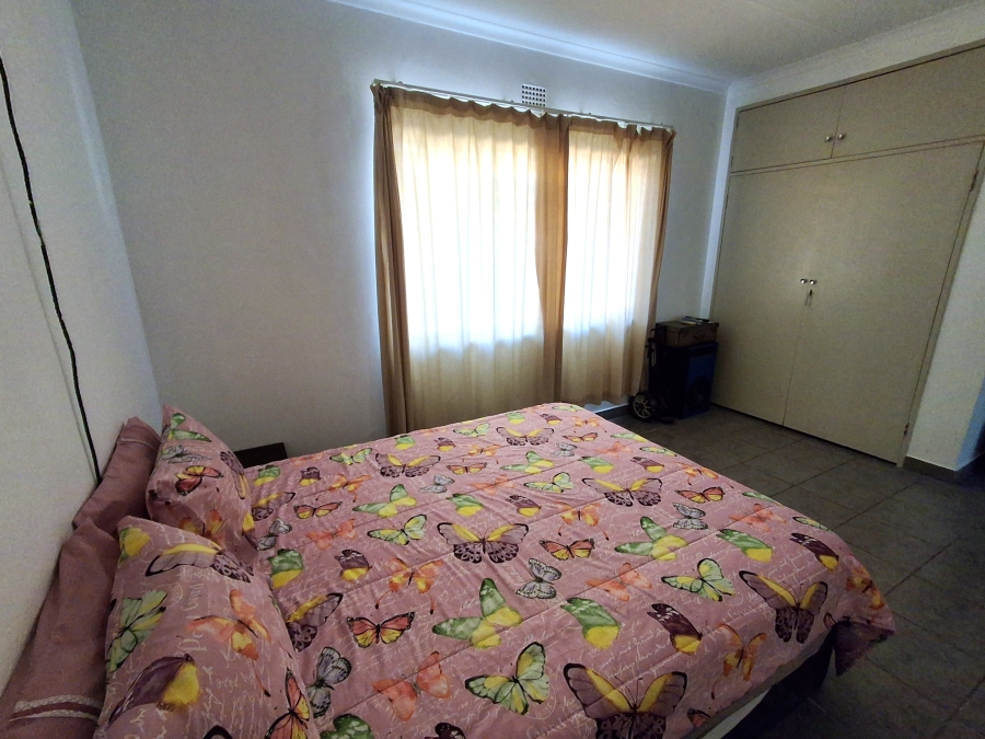 4 Bedroom Property for Sale in Protea Park North West
